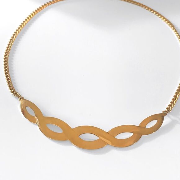 Vintage Sarah Coventry Fashion Braid Gold Necklace - Picture 2 of 4